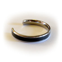 Load image into Gallery viewer, Titanium-Carbon Bangle “The Jacques”