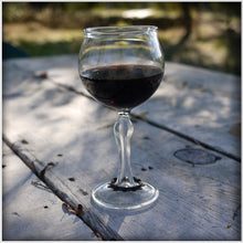 Load image into Gallery viewer, Cog Wine Glass (set of 2)
