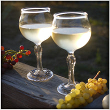 Load image into Gallery viewer, Cog Wine Glass (set of 2)